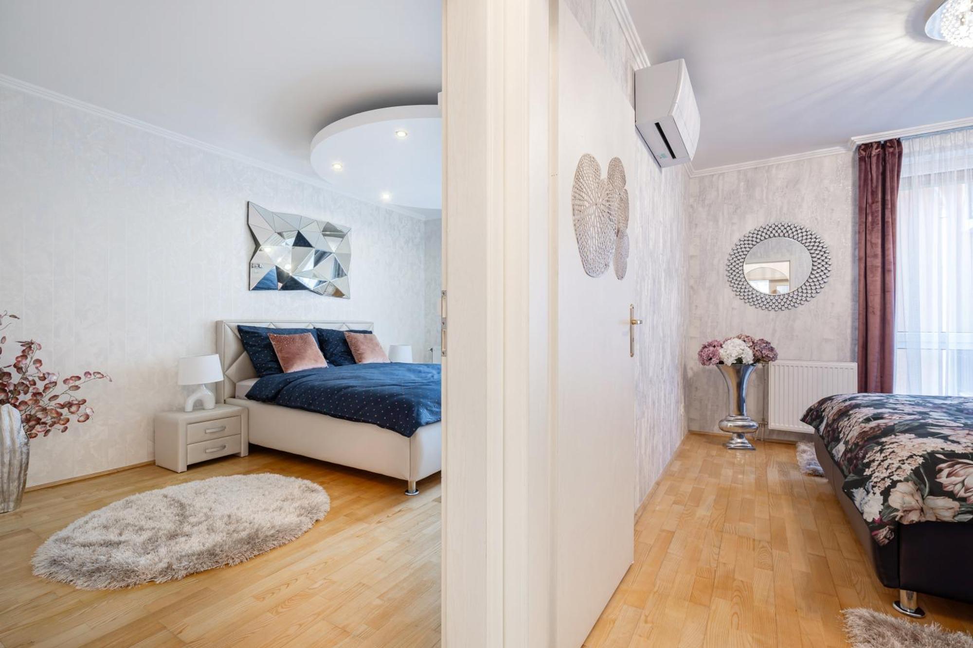 Beautiful Three Bedrooms Apartment With Free Parking Close To The Danube Coast 부다페스트 외부 사진