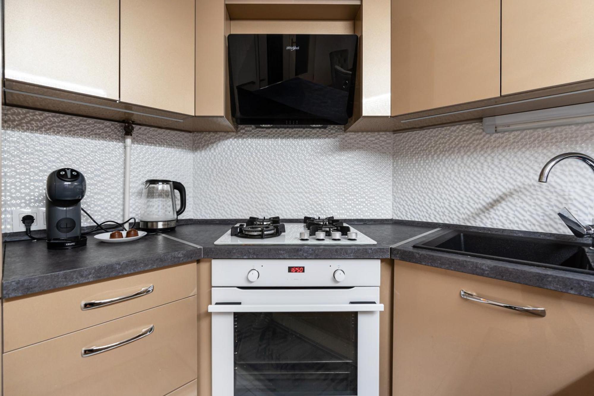 Beautiful Three Bedrooms Apartment With Free Parking Close To The Danube Coast 부다페스트 외부 사진
